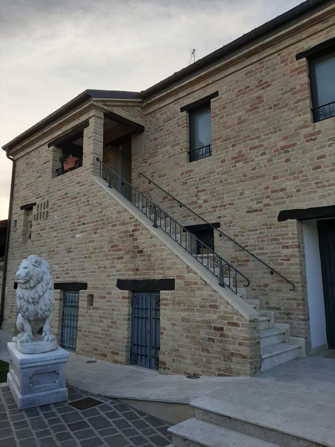 La Tana Dei Leoni Bed and breakfast Monsampolo Del Tronto